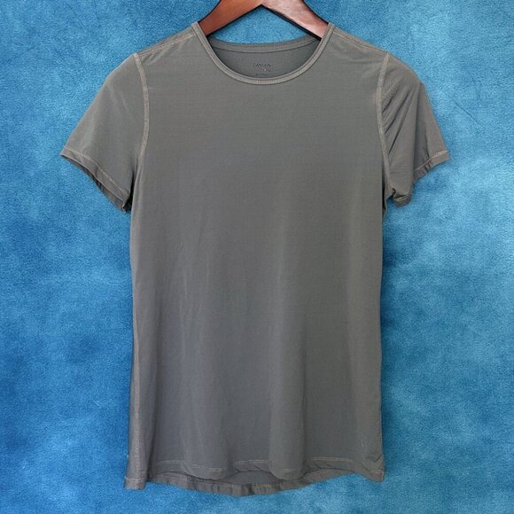 Danskin Now Semi-Fitted Athletic Tee, S (4-6) - Picture 1 of 3
